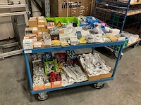 Partij bevestigings- en elektramateriaal - afbeelding 1 van  12