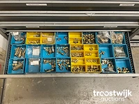 Partij bevestigings-/ en elektro-technisch materiaal - afbeelding 2 van  36