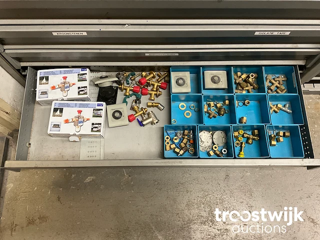 Partij bevestigings-/ en elektro-technisch materiaal - afbeelding 3 van  36