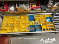 Partij bevestigings-/ en elektro-technisch materiaal - afbeelding 31 van  36