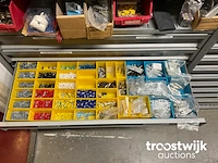Partij bevestigings-/ en elektro-technisch materiaal - afbeelding 32 van  36