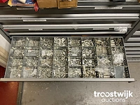 Partij bevestigings-/ en elektro-technisch materiaal - afbeelding 33 van  36