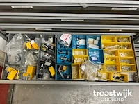 Partij bevestigings-/ en elektro-technisch materiaal - afbeelding 35 van  36