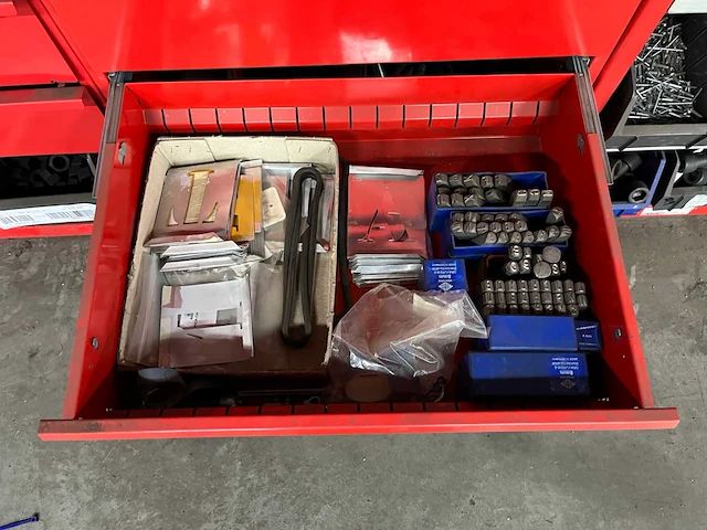 Partij bevestigingsmateriaal en divers - afbeelding 24 van  33