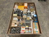 Partij bevestigingsmateriaal - afbeelding 1 van  3