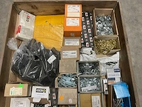 Partij bevestigingsmateriaal - afbeelding 3 van  3