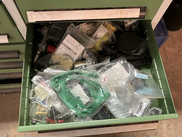 Partij bevestigingsmateriaal - afbeelding 3 van  21