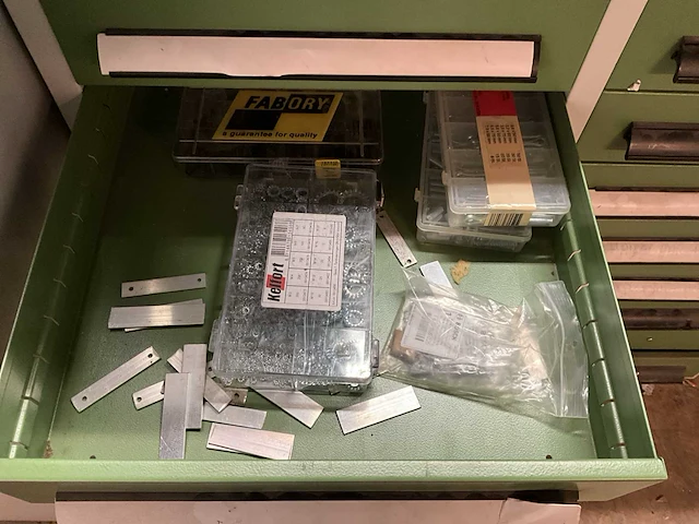Partij bevestigingsmateriaal - afbeelding 17 van  21