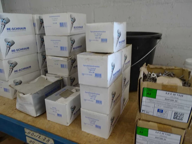 Partij bevestigingsmateriaal - afbeelding 9 van  13