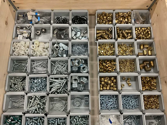 Partij bevestigingsmateriaal - afbeelding 3 van  3