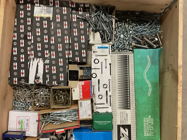 Partij bevestigingsmateriaal - afbeelding 2 van  2