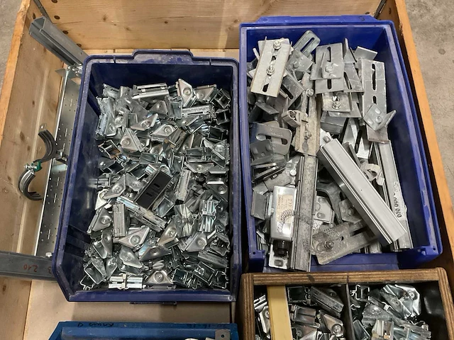Partij bevestigingsmateriaal - afbeelding 3 van  3
