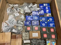 Partij bevestigingsmateriaal - afbeelding 3 van  3