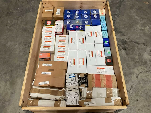 Partij bevestigingsmateriaal - afbeelding 1 van  7