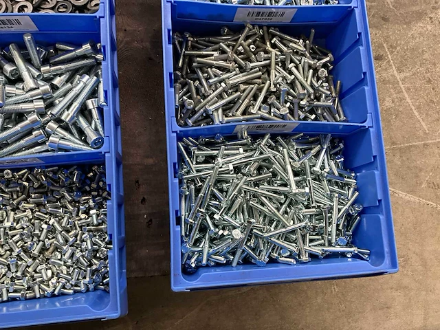 Partij bevestigingsmateriaal - afbeelding 2 van  14
