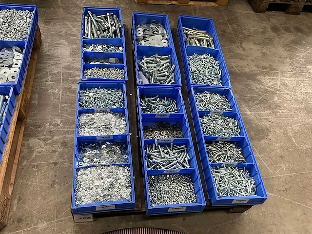 Partij bevestigingsmateriaal - afbeelding 1 van  14