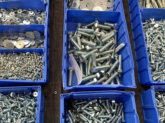 Partij bevestigingsmateriaal - afbeelding 12 van  14