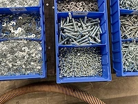 Partij bevestigingsmateriaal - afbeelding 14 van  14