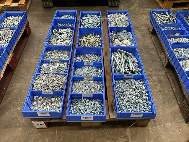 Partij bevestigingsmateriaal - afbeelding 1 van  6