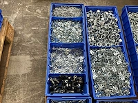 Partij bevestigingsmateriaal - afbeelding 2 van  7