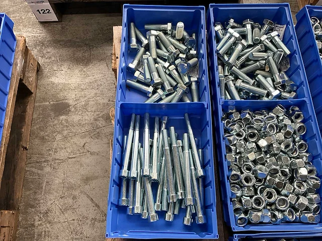 Partij bevestigingsmateriaal - afbeelding 2 van  7