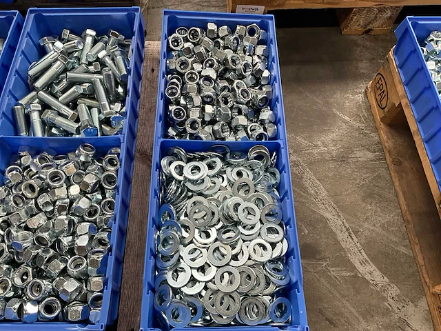 Partij bevestigingsmateriaal - afbeelding 6 van  7