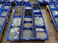 Partij bevestigingsmateriaal - afbeelding 1 van  7