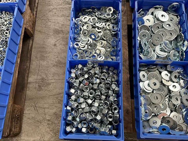 Partij bevestigingsmateriaal - afbeelding 3 van  7