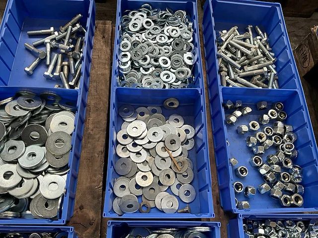 Partij bevestigingsmateriaal - afbeelding 4 van  7