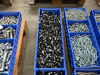 Partij bevestigingsmateriaal - afbeelding 2 van  7