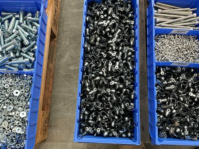 Partij bevestigingsmateriaal - afbeelding 3 van  7