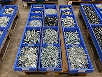 Partij bevestigingsmateriaal - afbeelding 1 van  7