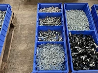 Partij bevestigingsmateriaal - afbeelding 2 van  7