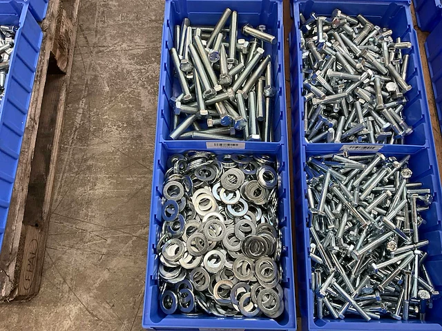 Partij bevestigingsmateriaal - afbeelding 3 van  7