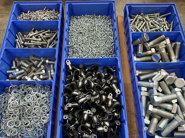 Partij bevestigingsmateriaal - afbeelding 4 van  7