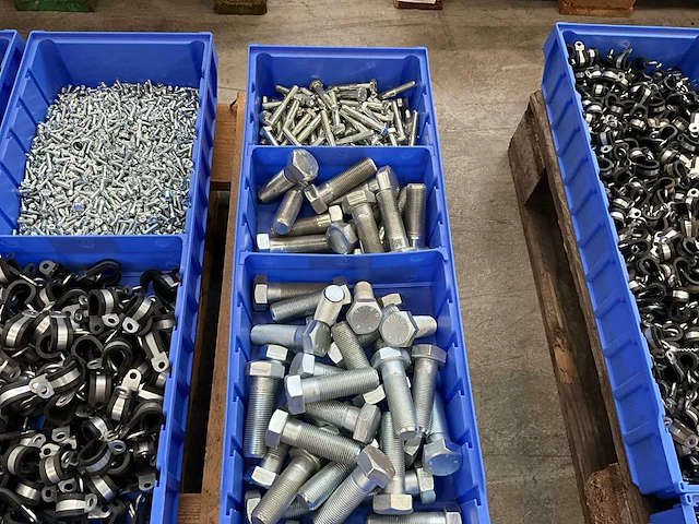 Partij bevestigingsmateriaal - afbeelding 6 van  7