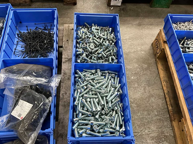 Partij bevestigingsmateriaal - afbeelding 6 van  7