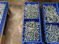 Partij bevestigingsmateriaal - afbeelding 2 van  7