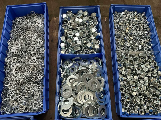 Partij bevestigingsmateriaal - afbeelding 4 van  7