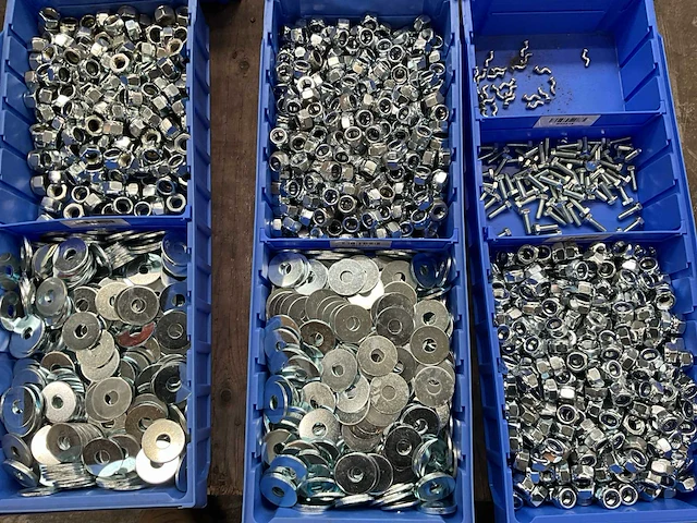 Partij bevestigingsmateriaal - afbeelding 5 van  7