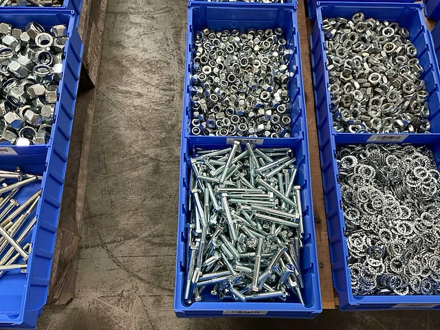 Partij bevestigingsmateriaal - afbeelding 3 van  7
