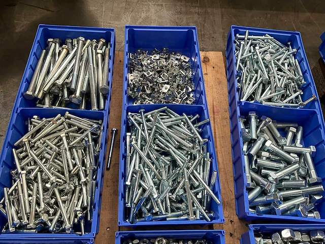 Partij bevestigingsmateriaal - afbeelding 4 van  7