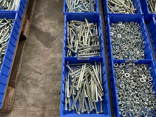 Partij bevestigingsmateriaal - afbeelding 3 van  7