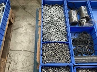Partij bevestigingsmateriaal - afbeelding 2 van  6
