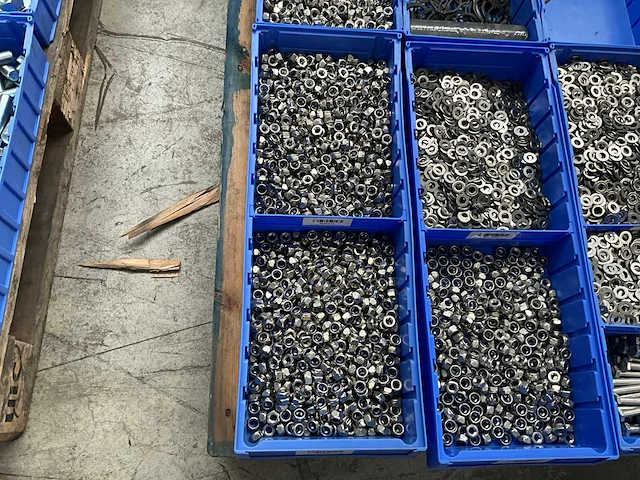 Partij bevestigingsmateriaal - afbeelding 3 van  6