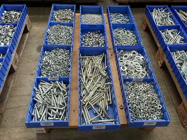 Partij bevestigingsmateriaal - afbeelding 1 van  7