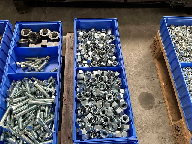 Partij bevestigingsmateriaal - afbeelding 6 van  7