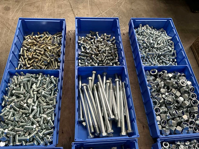 Partij bevestigingsmateriaal - afbeelding 4 van  7