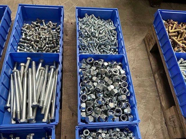 Partij bevestigingsmateriaal - afbeelding 6 van  7