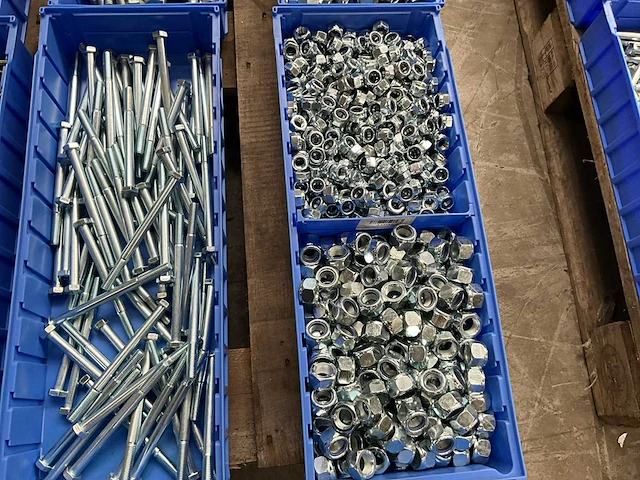 Partij bevestigingsmateriaal - afbeelding 7 van  7